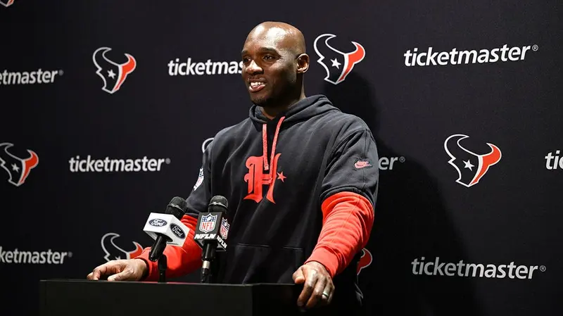 Houston Texans' 2025 Win Total Set at 9.5 Amid Offensive Line Concerns