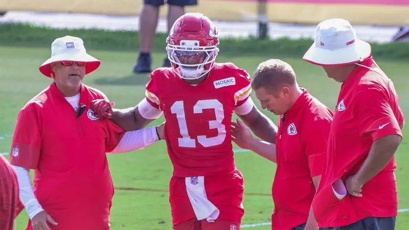 What happens if Chiefs rookie Cyrus Allen is sidelined?